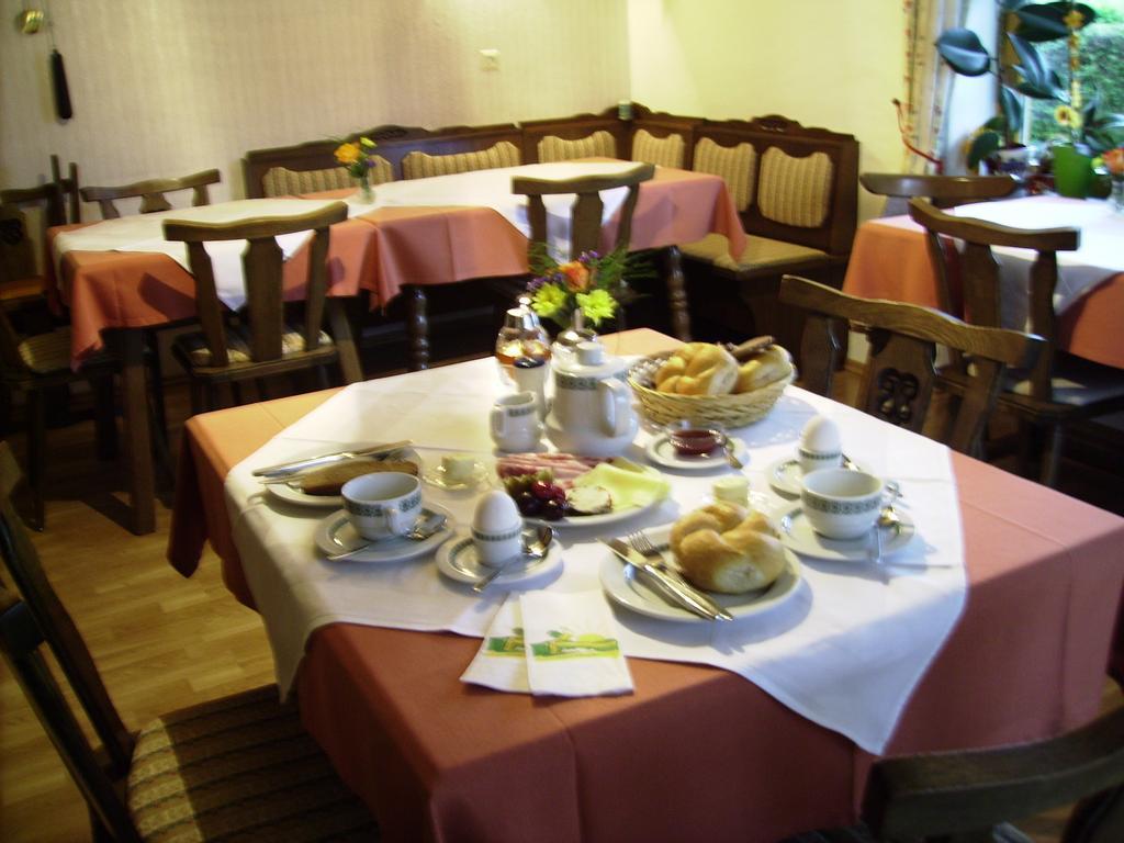 Bed and Breakfast Privatzimmer Eva Leitgeb Файстенау Экстерьер фото